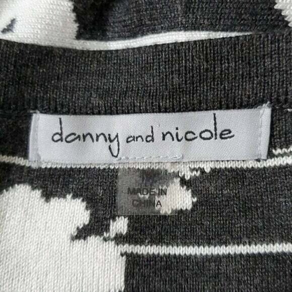 Danny and Nicole Grey White Knit Sweater Dress Medium - Picture 10 of 12